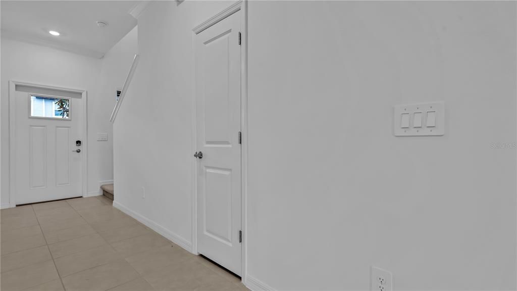 В аренду: $2,250 (3 спален, 2 ванн, 1601 Квадратных фут)