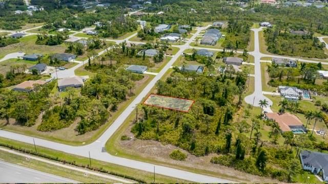 На продажу: $21,500 (0.18 acres)
