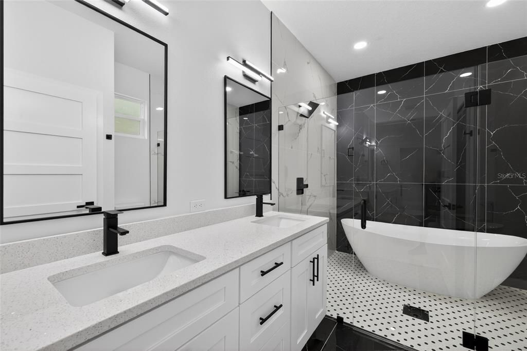 Active With Contract: $419,900 (4 beds, 2 baths, 1841 Square Feet)