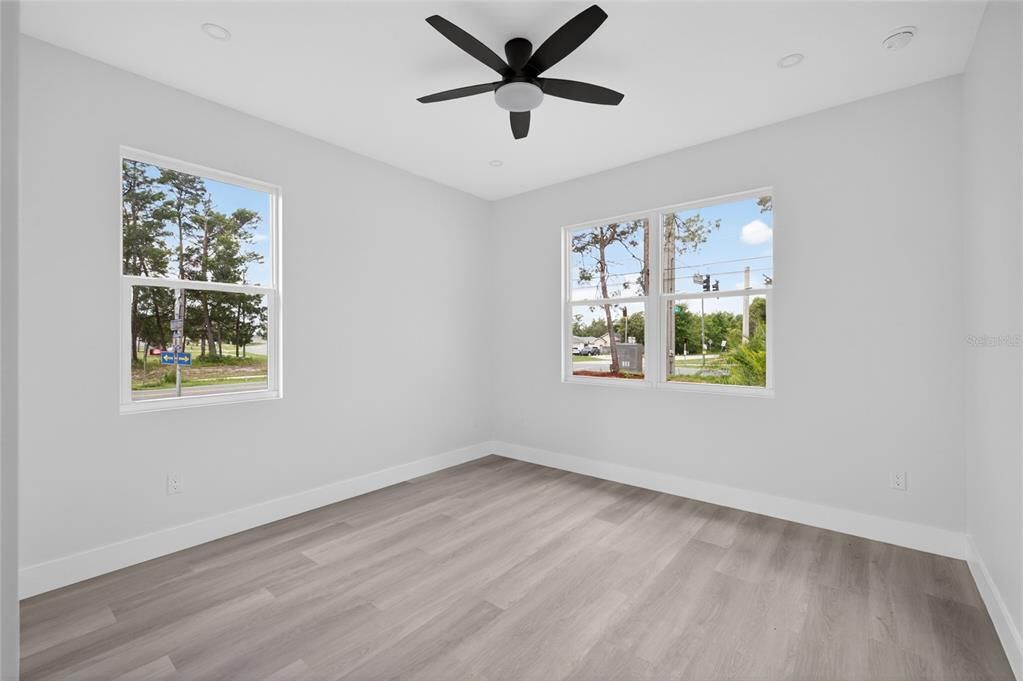 Active With Contract: $419,900 (4 beds, 2 baths, 1841 Square Feet)
