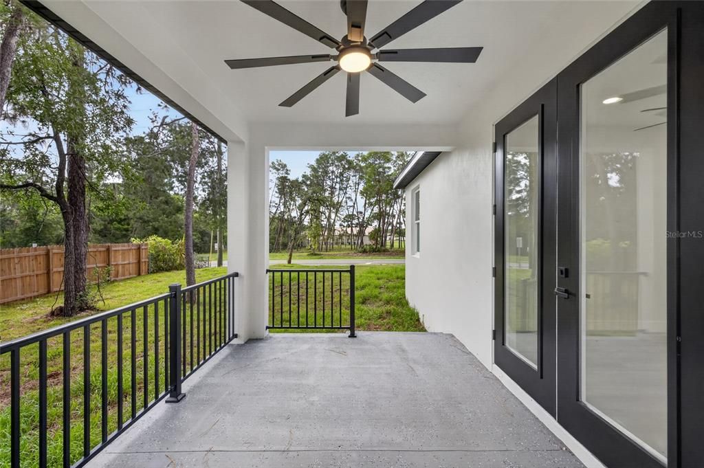 Active With Contract: $419,900 (4 beds, 2 baths, 1841 Square Feet)
