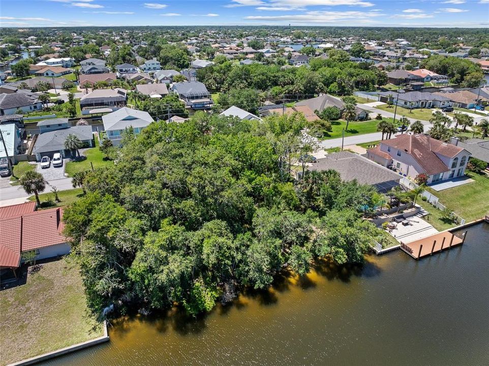 待售: $210,000 (0.20 acres)