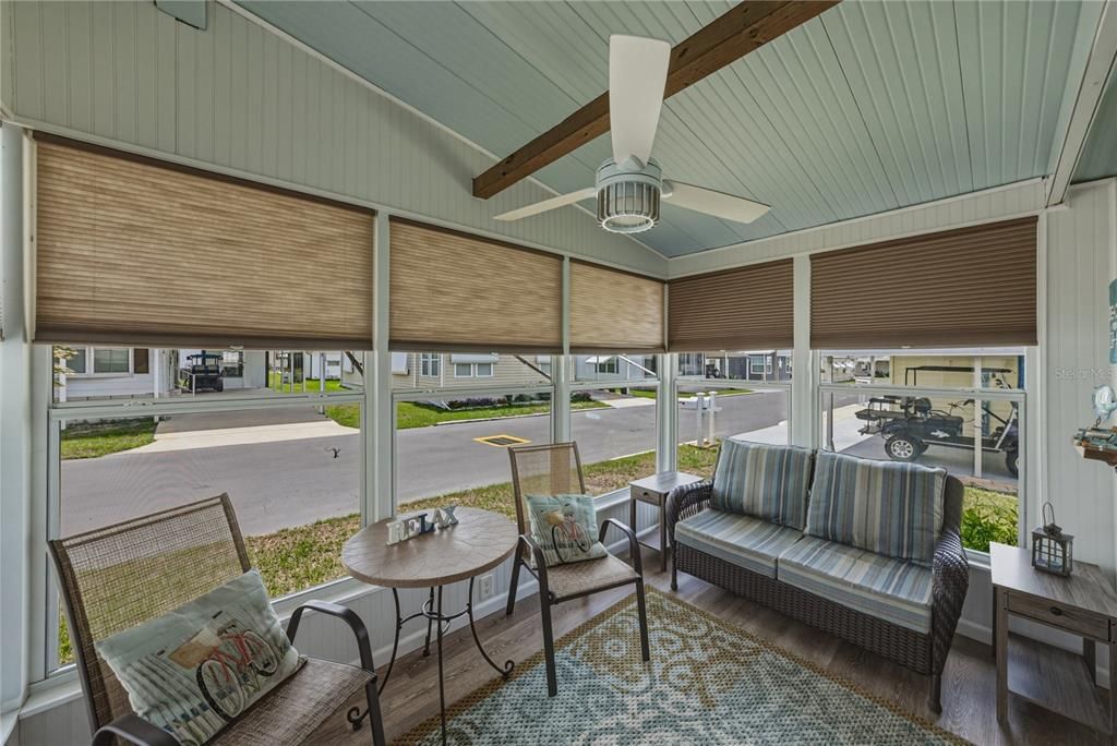Active With Contract: $124,900 (2 beds, 2 baths, 960 Square Feet)