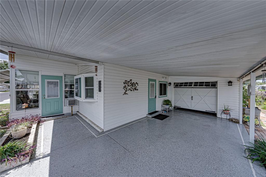 Active With Contract: $124,900 (2 beds, 2 baths, 960 Square Feet)