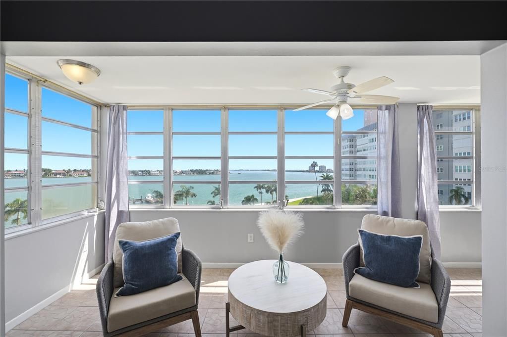 For Sale: $299,900 (2 beds, 2 baths, 1605 Square Feet)