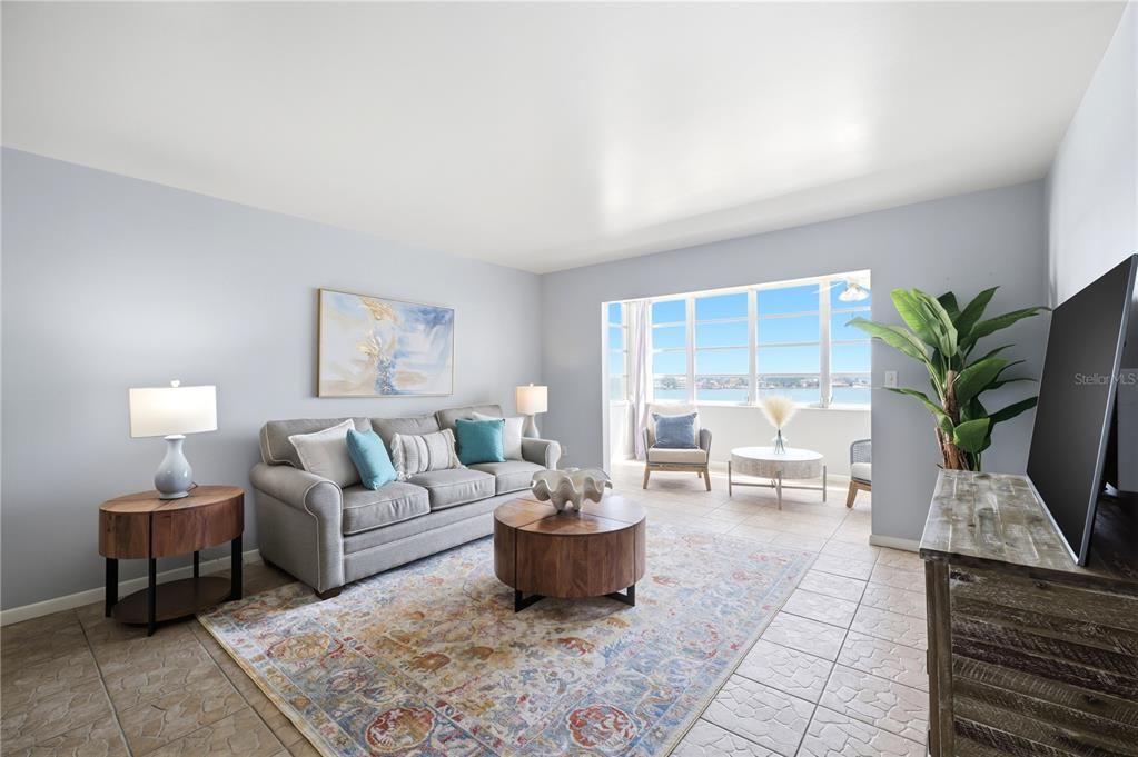 For Sale: $299,900 (2 beds, 2 baths, 1605 Square Feet)