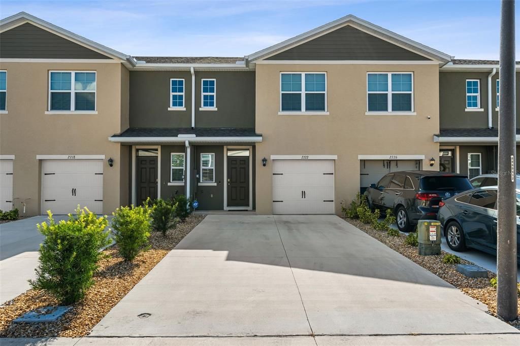 For Sale: $279,999 (3 beds, 2 baths, 1515 Square Feet)