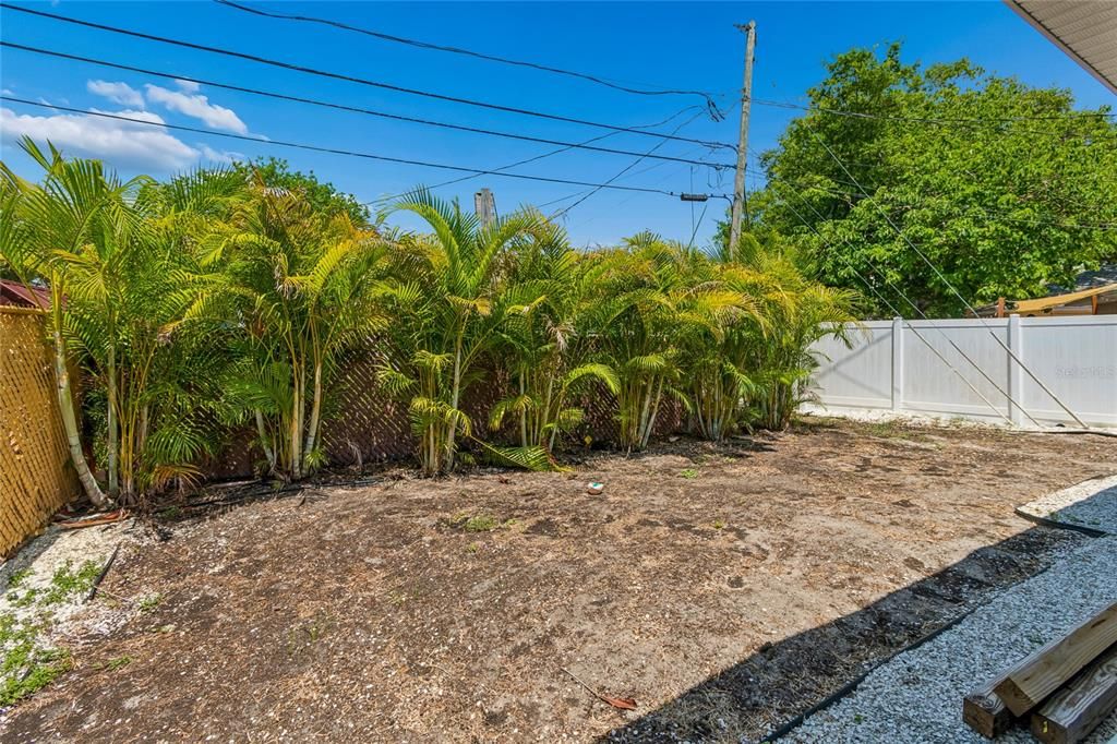 For Sale: $549,900 (3 beds, 2 baths, 1242 Square Feet)