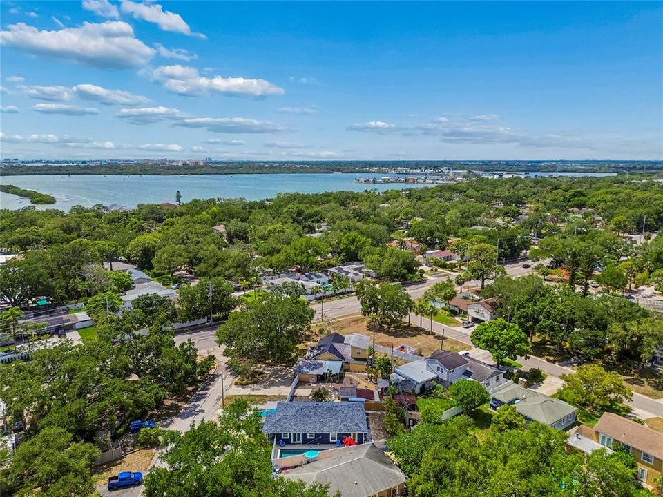 For Sale: $549,900 (3 beds, 2 baths, 1242 Square Feet)