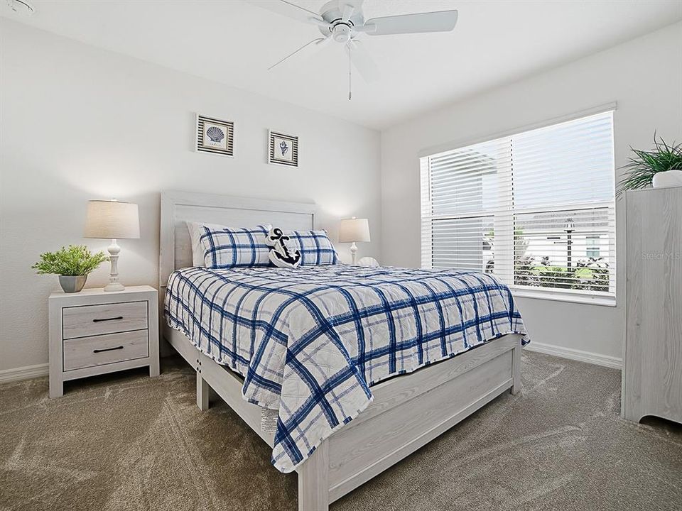 For Sale: $584,900 (3 beds, 2 baths, 1931 Square Feet)