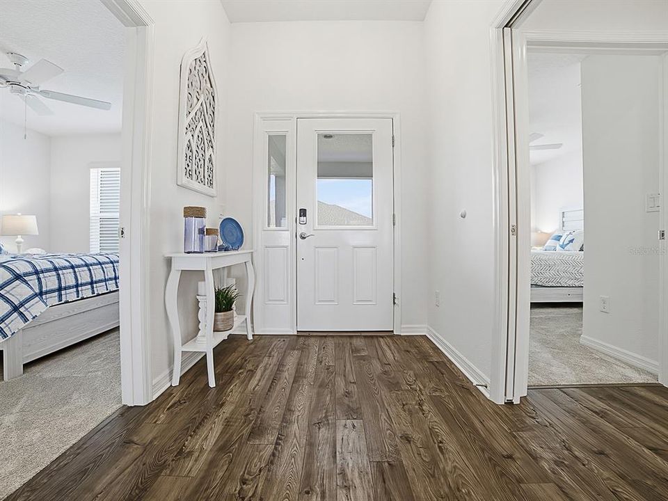 For Sale: $584,900 (3 beds, 2 baths, 1931 Square Feet)