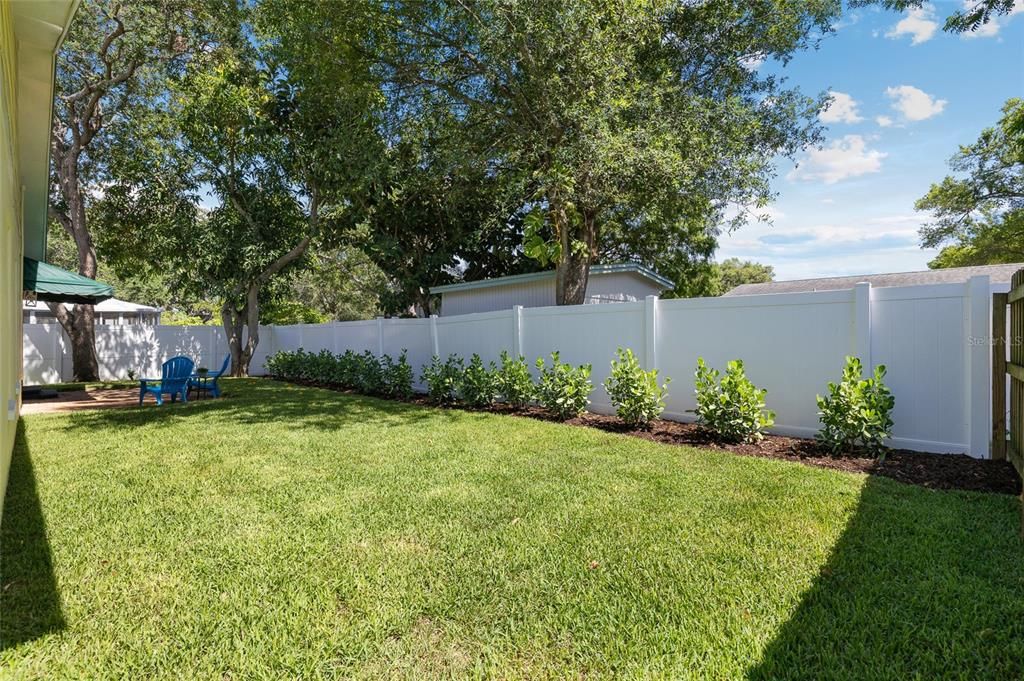 Active With Contract: $649,000 (3 beds, 2 baths, 1776 Square Feet)