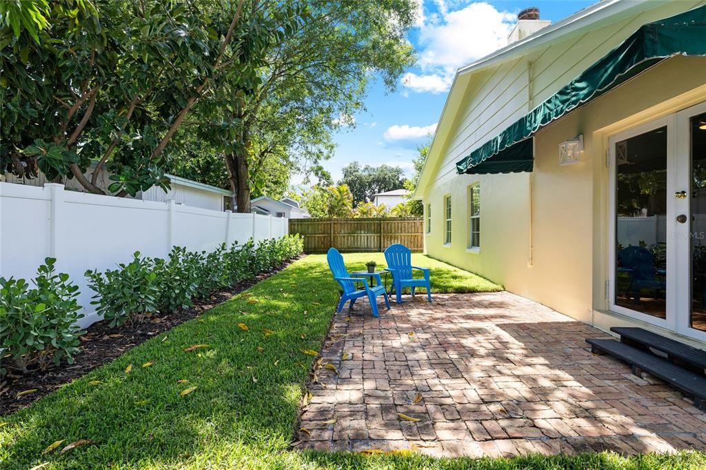 Active With Contract: $649,000 (3 beds, 2 baths, 1776 Square Feet)