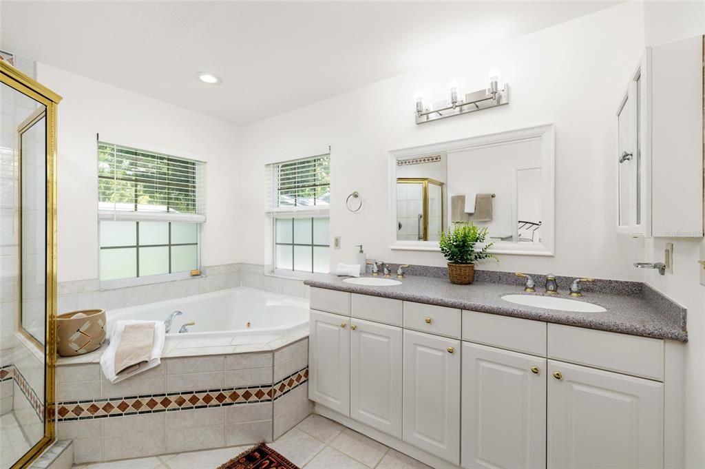 Active With Contract: $649,000 (3 beds, 2 baths, 1776 Square Feet)
