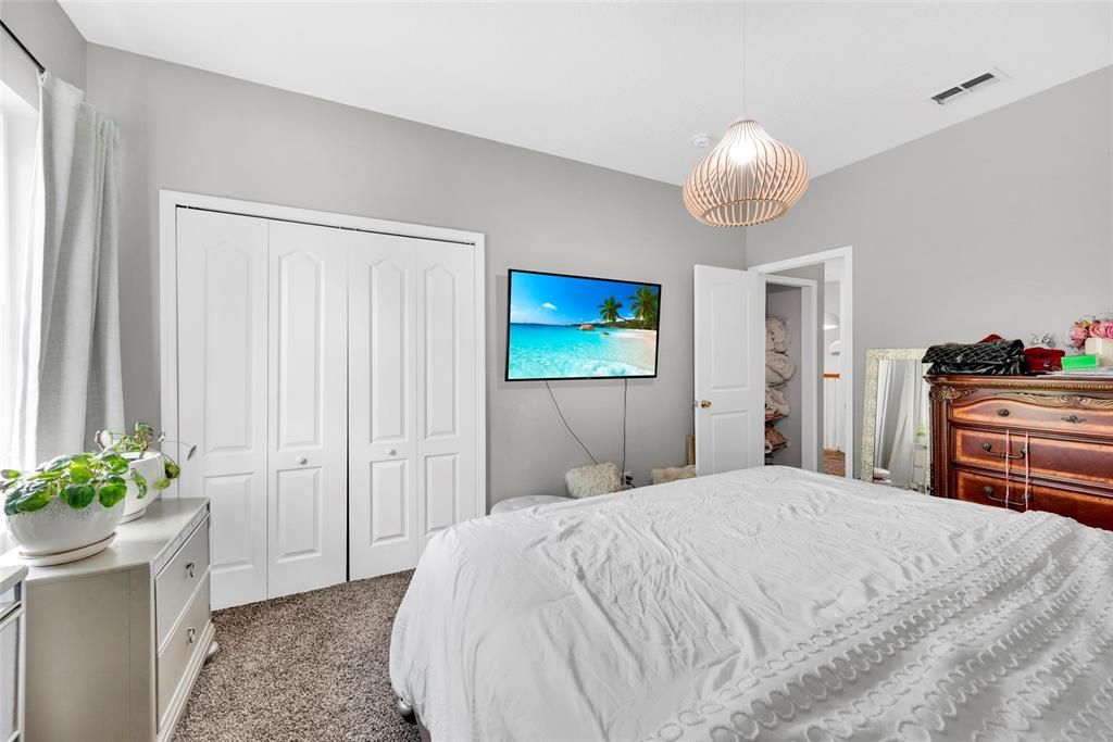 For Sale: $749,900 (5 beds, 3 baths, 3750 Square Feet)