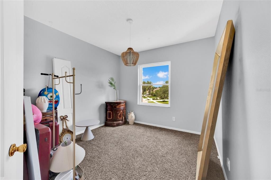 For Sale: $749,900 (5 beds, 3 baths, 3750 Square Feet)
