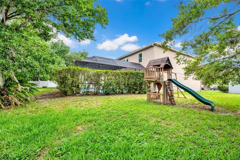 For Sale: $749,900 (5 beds, 3 baths, 3750 Square Feet)
