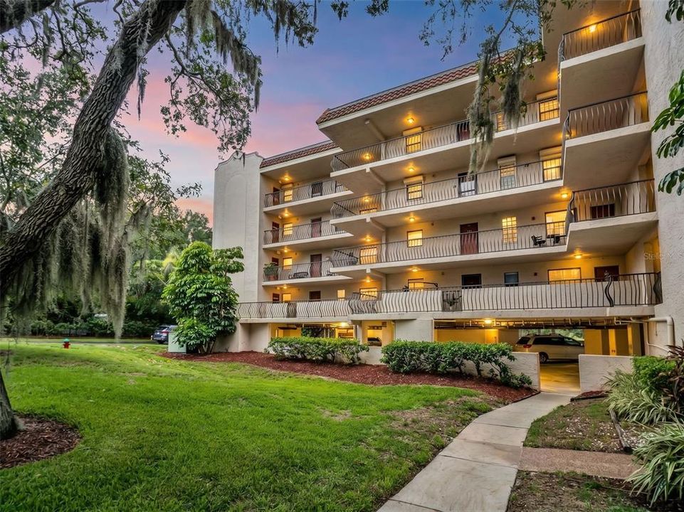 En Venta: $425,000 (2 camas, 2 baños, 1550 Pies cuadrados)