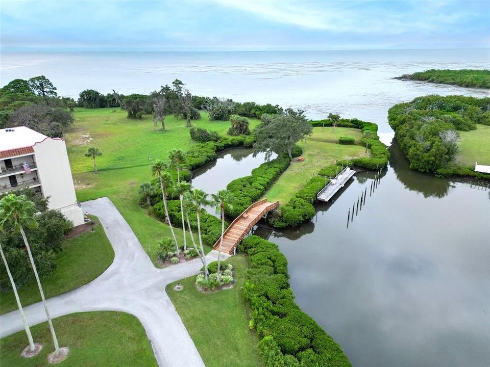 En Venta: $425,000 (2 camas, 2 baños, 1550 Pies cuadrados)