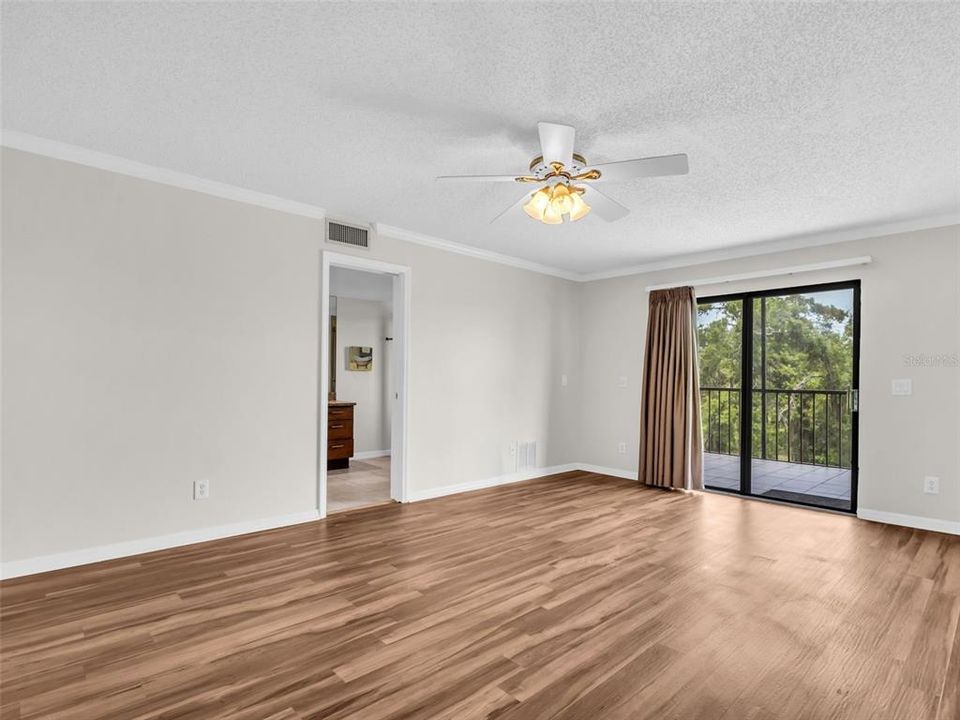 En Venta: $425,000 (2 camas, 2 baños, 1550 Pies cuadrados)