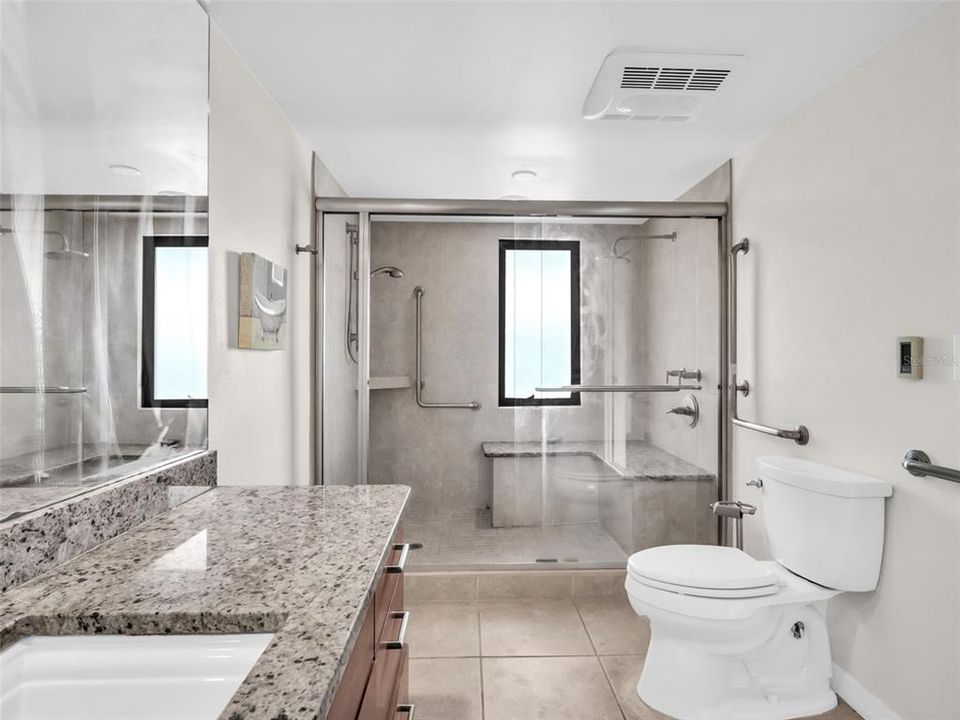 En Venta: $425,000 (2 camas, 2 baños, 1550 Pies cuadrados)