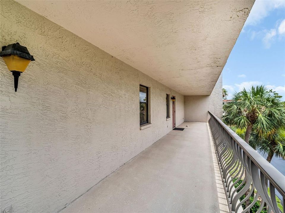En Venta: $425,000 (2 camas, 2 baños, 1550 Pies cuadrados)