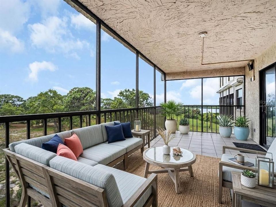 En Venta: $425,000 (2 camas, 2 baños, 1550 Pies cuadrados)