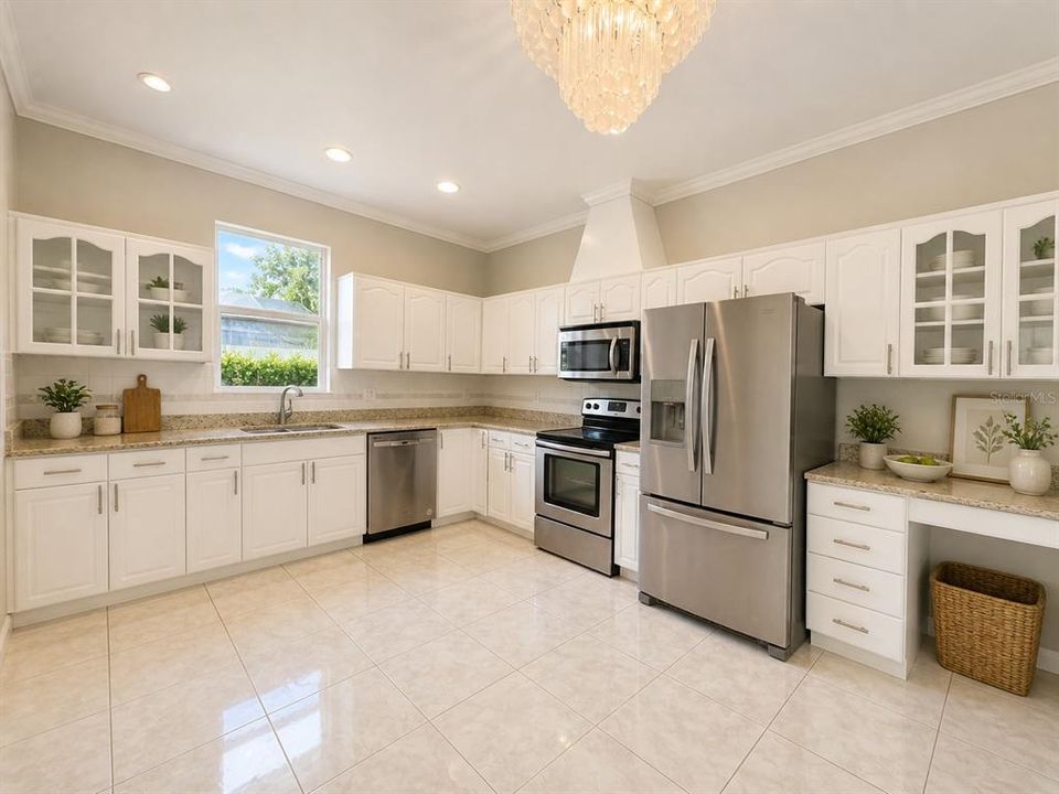 For Rent: $4,000 (5 beds, 4 baths, 3008 Square Feet)