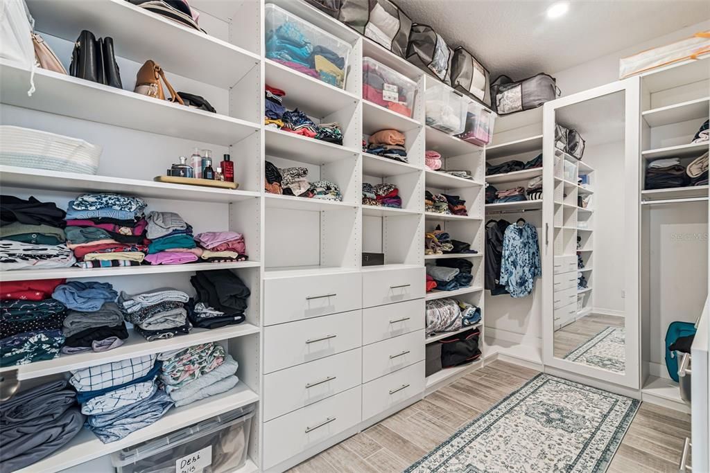 En Renta: $3,200 (4 camas, 3 baños, 2268 Pies cuadrados)
