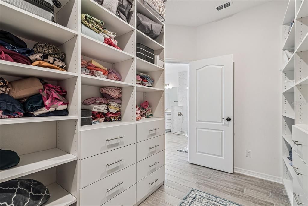 En Renta: $3,200 (4 camas, 3 baños, 2268 Pies cuadrados)