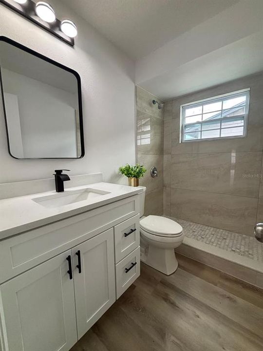 For Sale: $279,000 (3 beds, 2 baths, 1254 Square Feet)