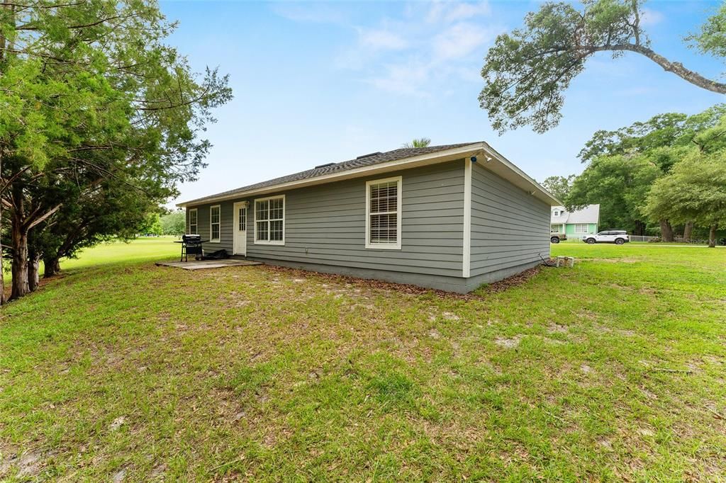 For Sale: $339,000 (3 beds, 2 baths, 1436 Square Feet)