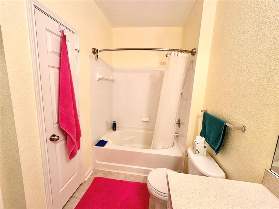 For Sale: $119,000 (1 beds, 1 baths, 660 Square Feet)