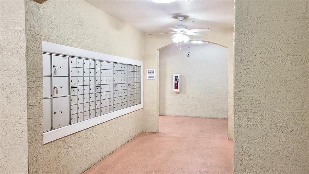 For Sale: $119,000 (1 beds, 1 baths, 660 Square Feet)
