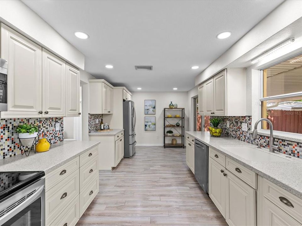 For Sale: $449,950 (3 beds, 2 baths, 1360 Square Feet)