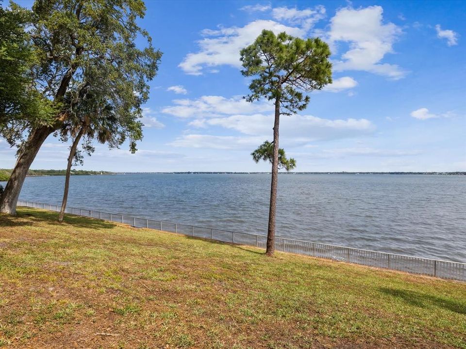 For Sale: $449,950 (3 beds, 2 baths, 1360 Square Feet)
