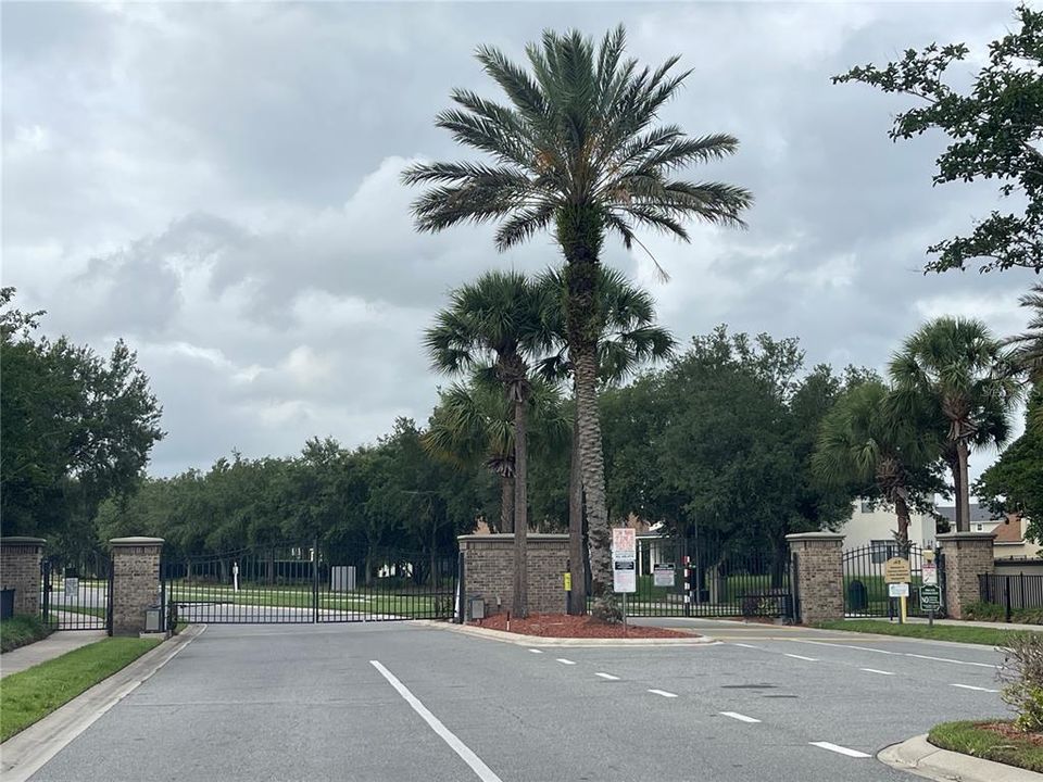 For Rent: $2,300 (3 beds, 2 baths, 1746 Square Feet)