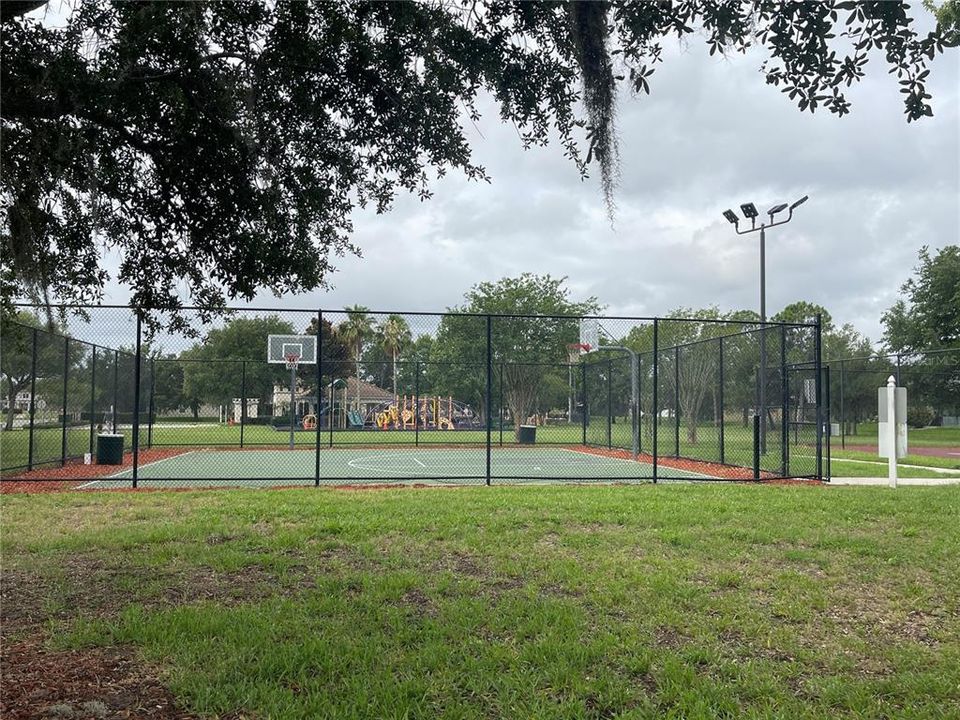 For Rent: $2,300 (3 beds, 2 baths, 1746 Square Feet)