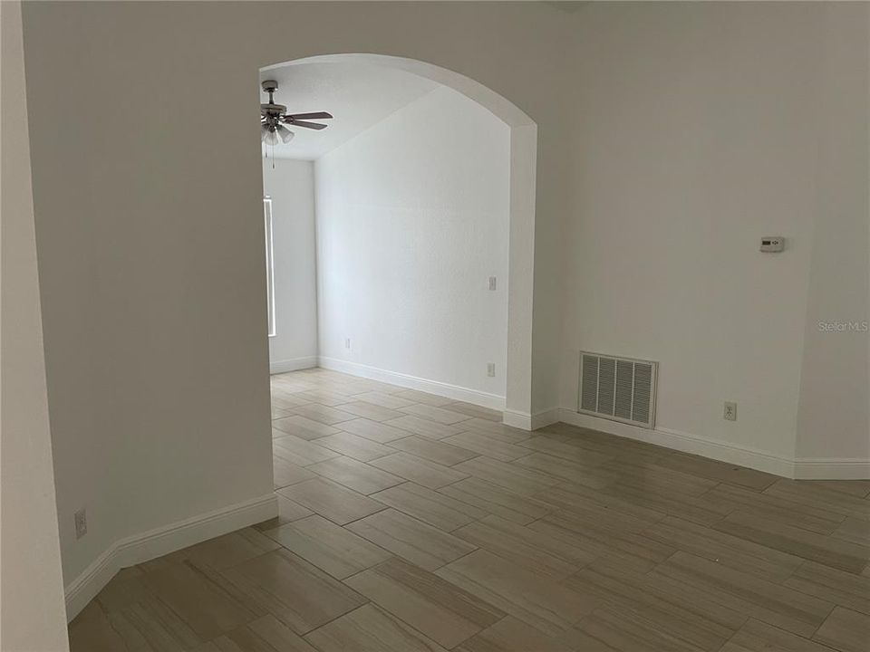 For Rent: $2,300 (3 beds, 2 baths, 1746 Square Feet)