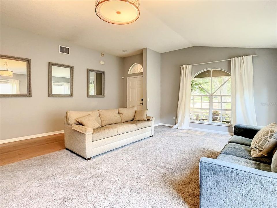 For Rent: $2,395 (4 beds, 2 baths, 1857 Square Feet)