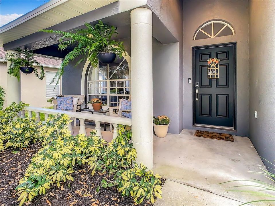 For Rent: $2,395 (4 beds, 2 baths, 1857 Square Feet)