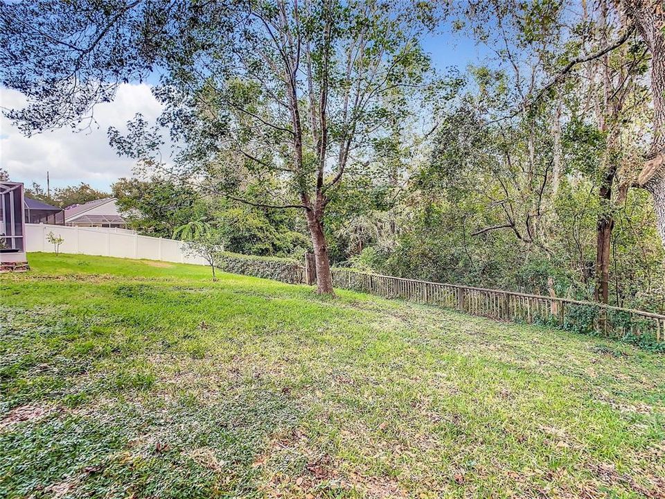 For Rent: $2,395 (4 beds, 2 baths, 1857 Square Feet)
