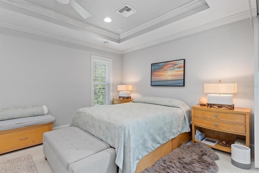 Active With Contract: $450,000 (3 beds, 2 baths, 1834 Square Feet)