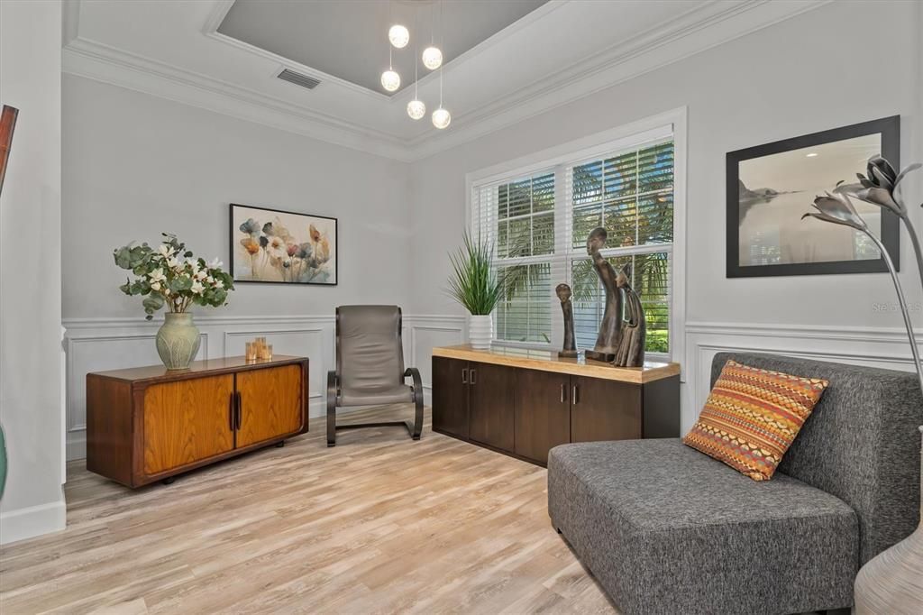 Active With Contract: $450,000 (3 beds, 2 baths, 1834 Square Feet)