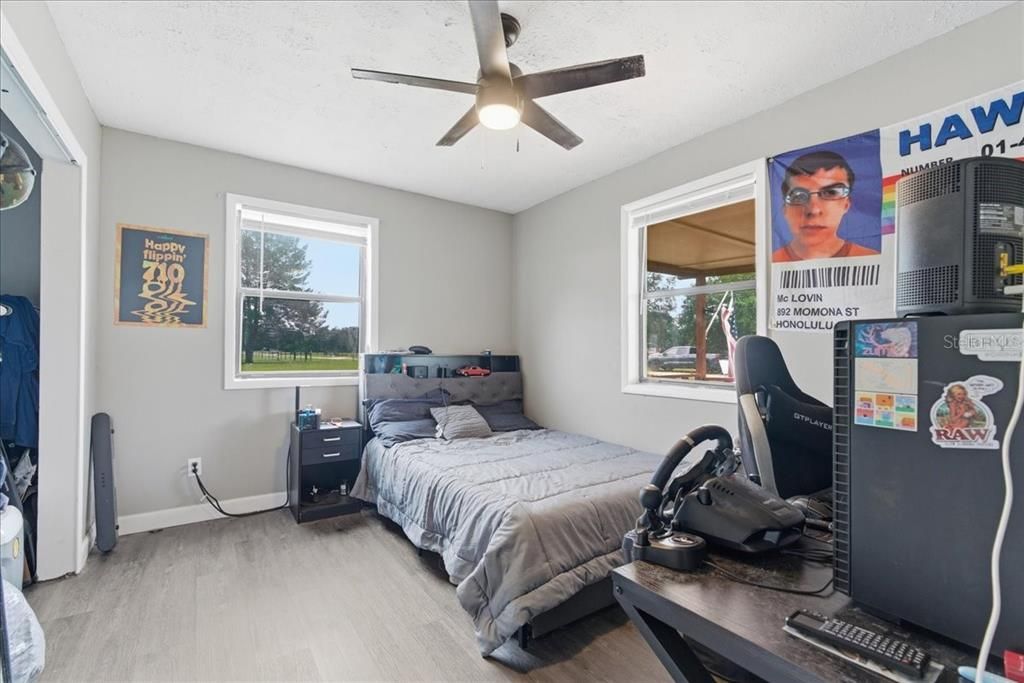 For Sale: $345,000 (3 beds, 2 baths, 1350 Square Feet)