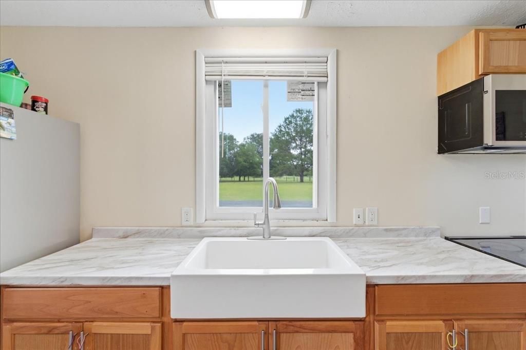 For Sale: $345,000 (3 beds, 2 baths, 1350 Square Feet)