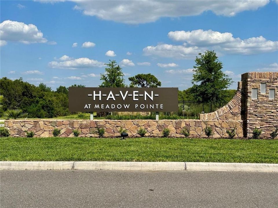 For Rent: $2,200 (2 beds, 2 baths, 1541 Square Feet)