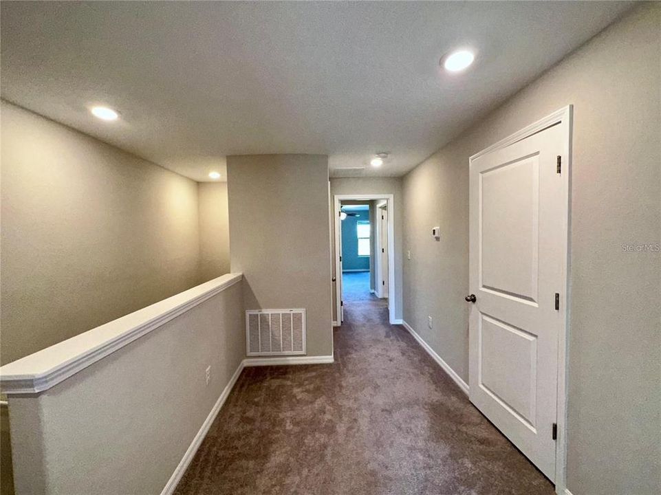 For Rent: $2,200 (2 beds, 2 baths, 1541 Square Feet)