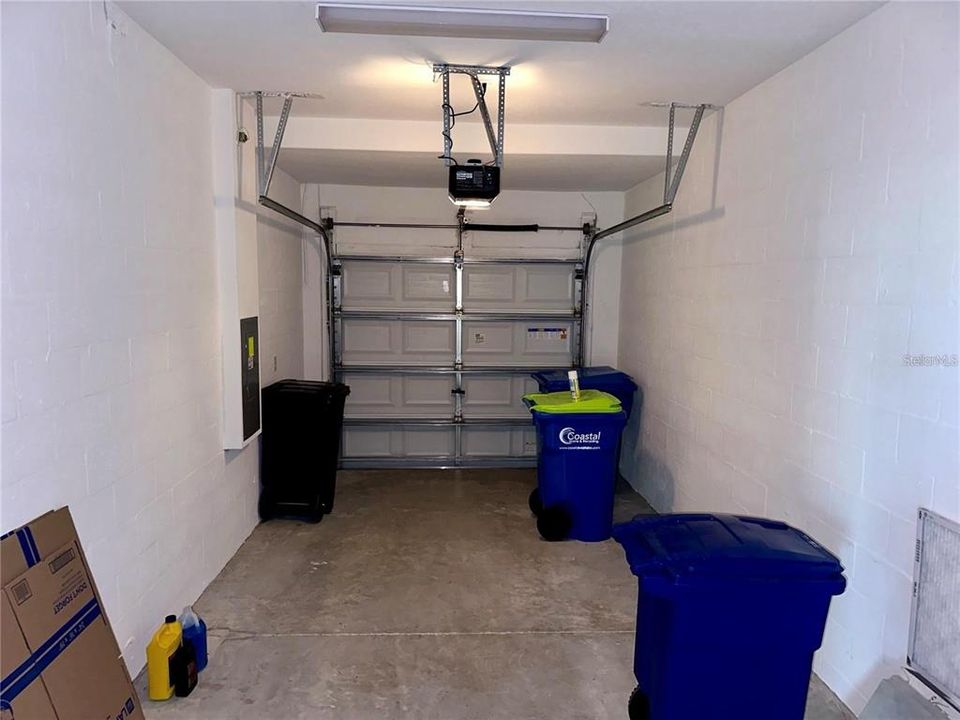 For Rent: $2,200 (2 beds, 2 baths, 1541 Square Feet)