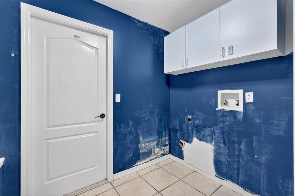 For Sale: $440,000 (3 beds, 2 baths, 2038 Square Feet)